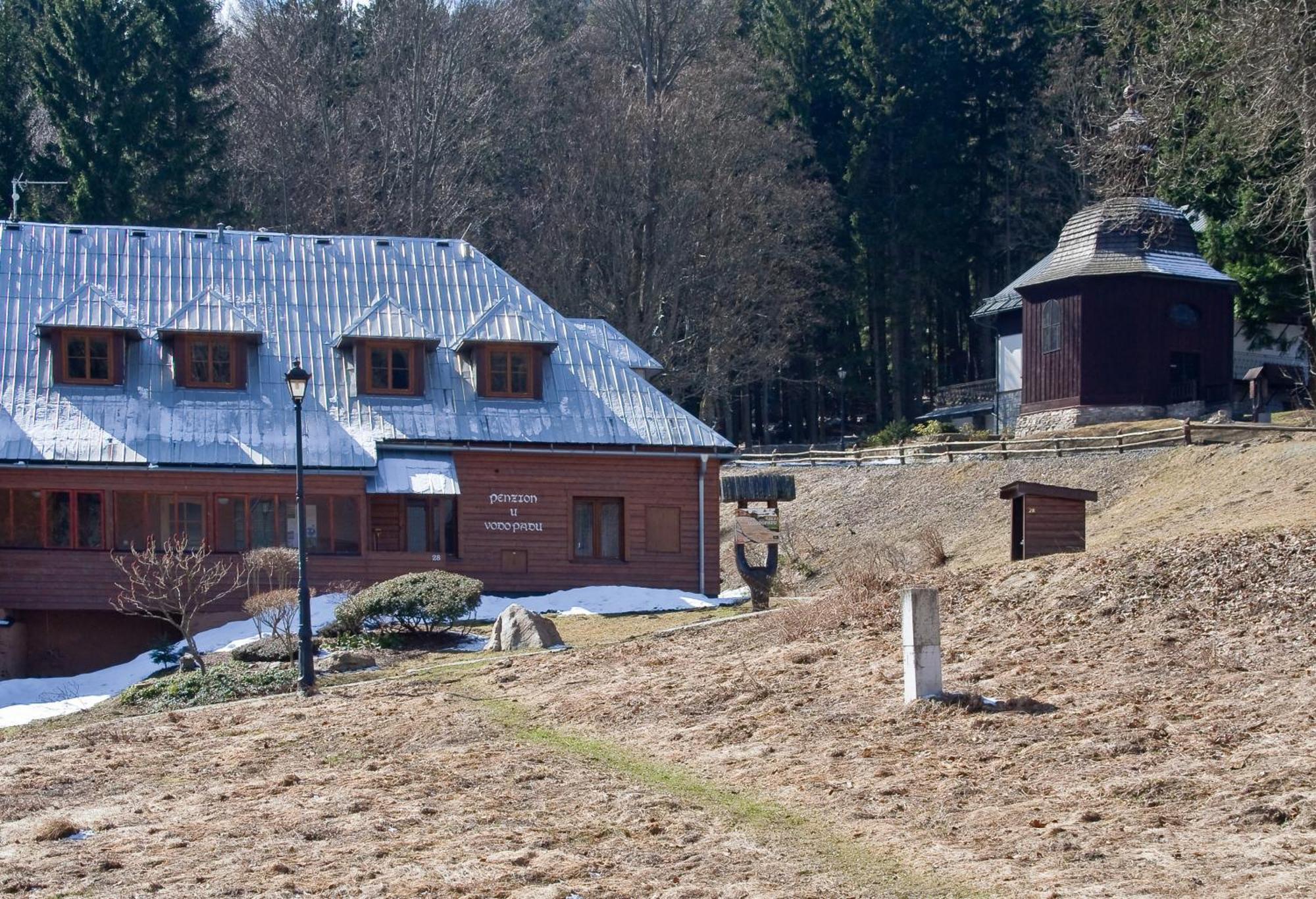 Penzion U Vodopadu Karlova Studánka Exterior foto